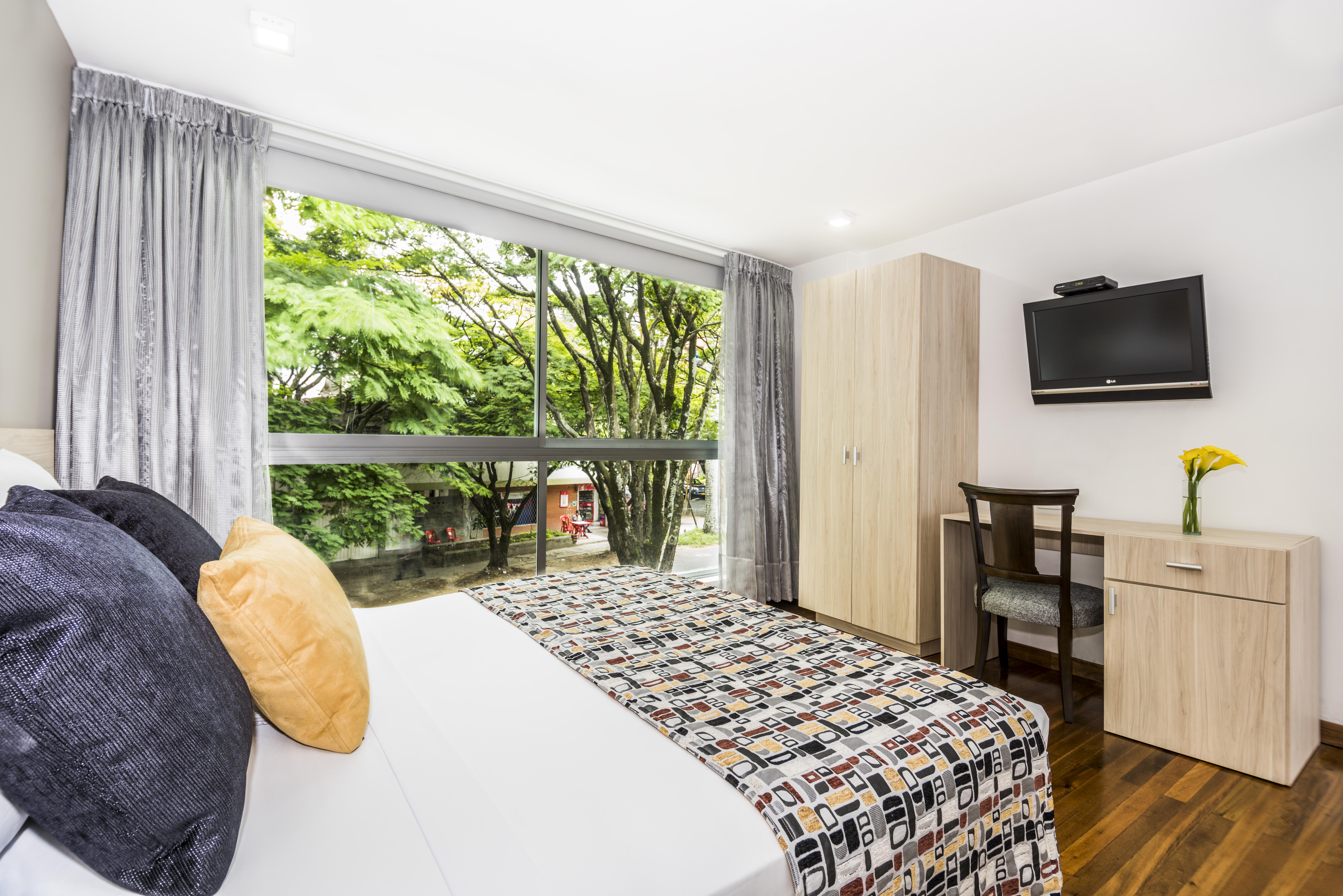 Hotel Asturias メデジン エクステリア 写真